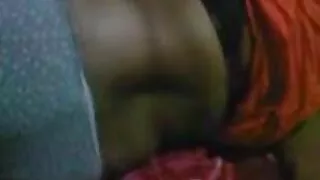 Mees parkla nikutud kaks prostituudid