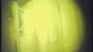 Tätoveeritud ilu näitas vagiina koos creampie