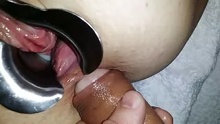 Hottie tahab massaaž ja sugu lähedal bassein