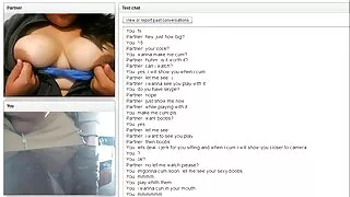 Kogenud MILF levib tema jalad ja ainult nii saab orgasmi kuuma musta sitapea