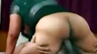 Kiimas mees keppis kuum tüdruk kõik augud ja anal cumshot